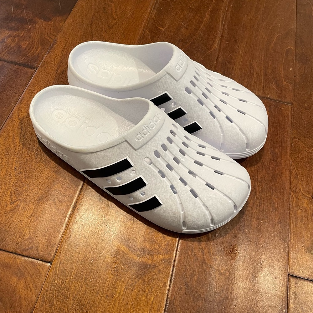 Adidas Women Adilette Clogs  Black & White Size 10
